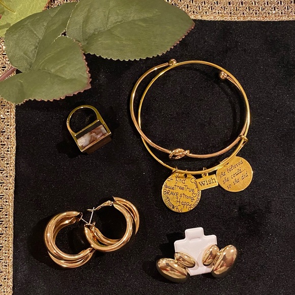 Gold Charm Bracelet and Hoop Earrings Set - Picture 3 of 4